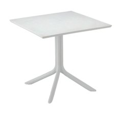 Záhradný plastový stolík 80 x 80 x 75 cm
