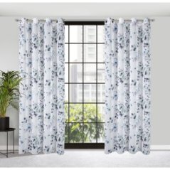 Ľahký záves s modrou kvetinovou potlačou na kruhy 135 x 250 cm 