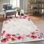 Elegantný koberec s červenými kvetmi