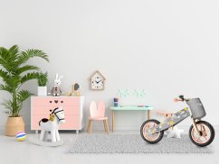 Ružový balančný bicykel s úložným vreckom