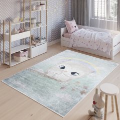 Детски килим с мотив на очарователни сови