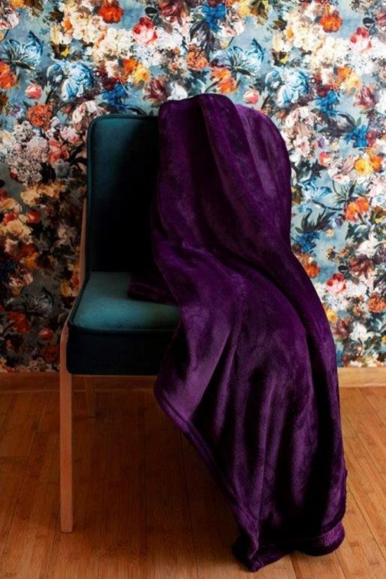 Fialová jednobarevná deka z příjemné látky - Rozměr: Šířka: 200 cm | Délka: 220 cm