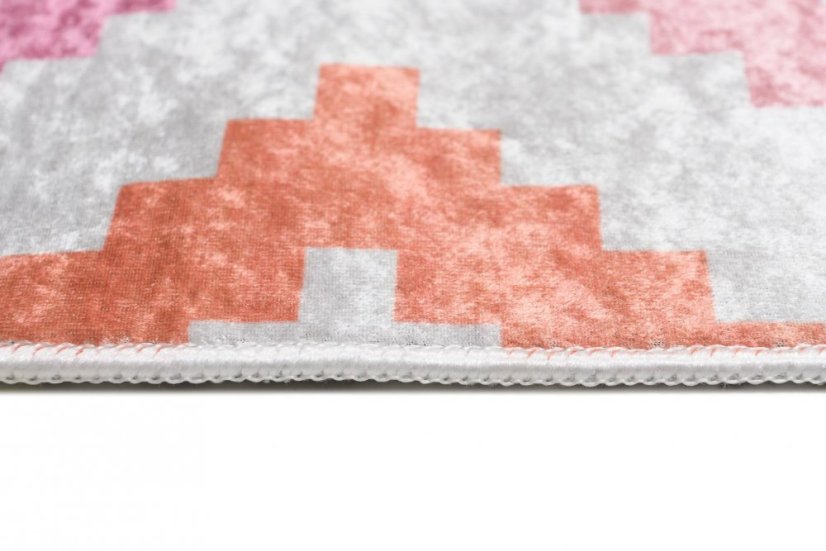 Covor la modă cu model geometric colorat