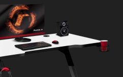 Birou de gaming modern, în culoare albă elegantă