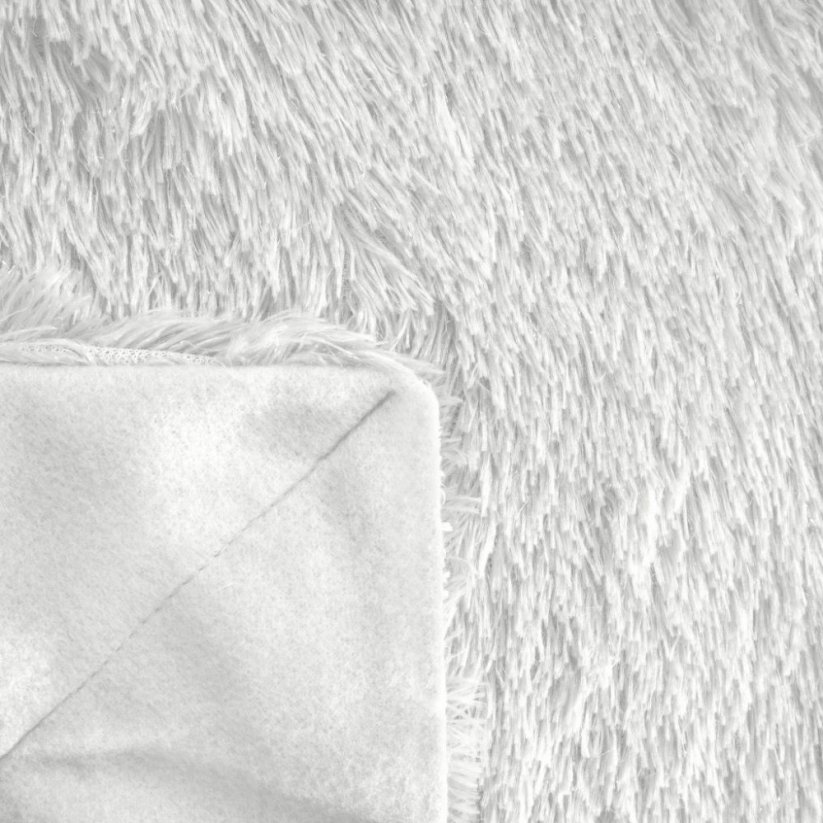 Luxusní hebká deka na postel v bílé barvě
