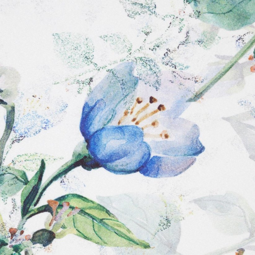 Gyönyörű fehér sötétítő függöny finom kék virágokkal