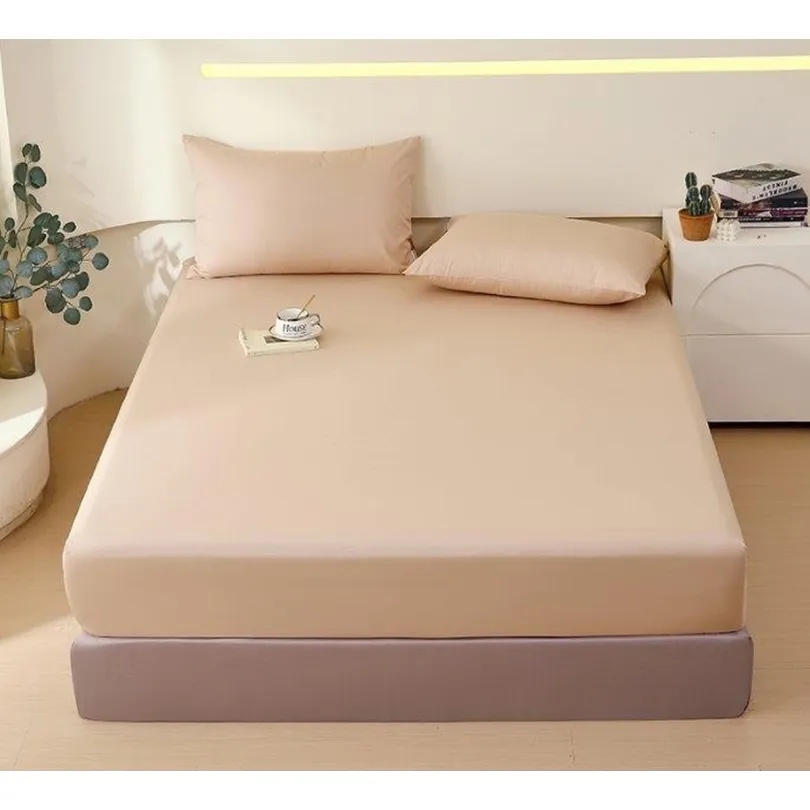 Bavlnená posteľná plachta s gumkou - béžová