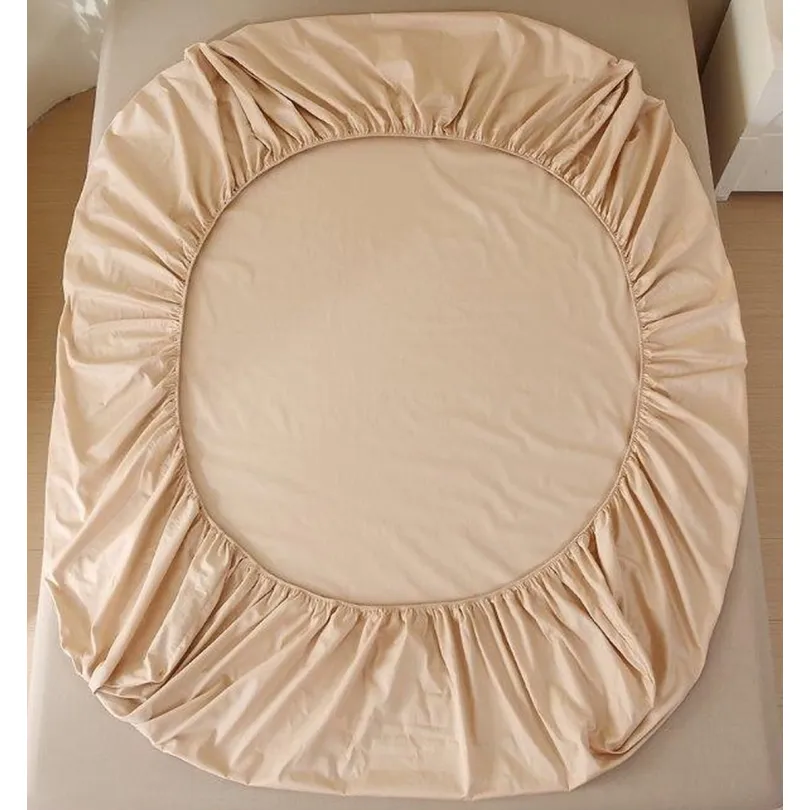 Bavlnená posteľná plachta s gumkou - béžová