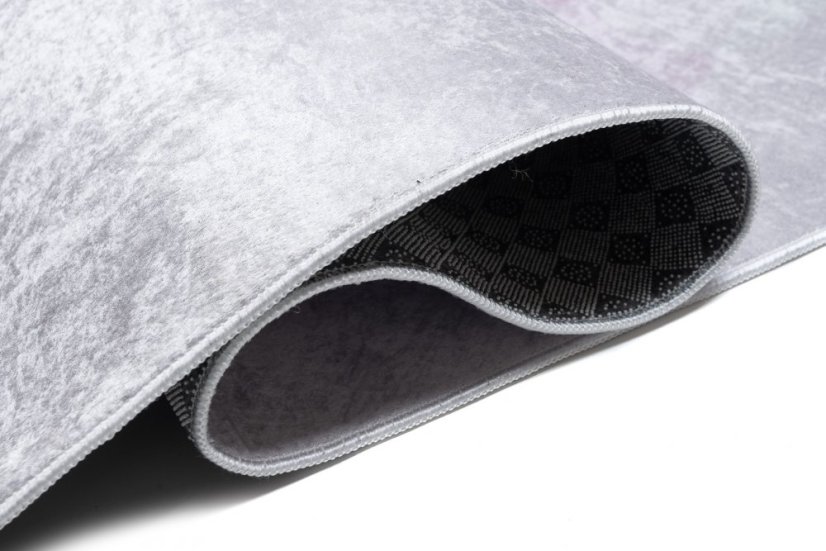 Detský koberec do dievčenskej izby so slečnou s kávou