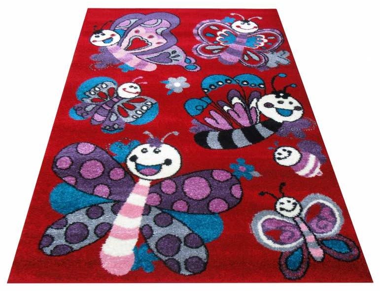Червен детски килим с пеперуди
