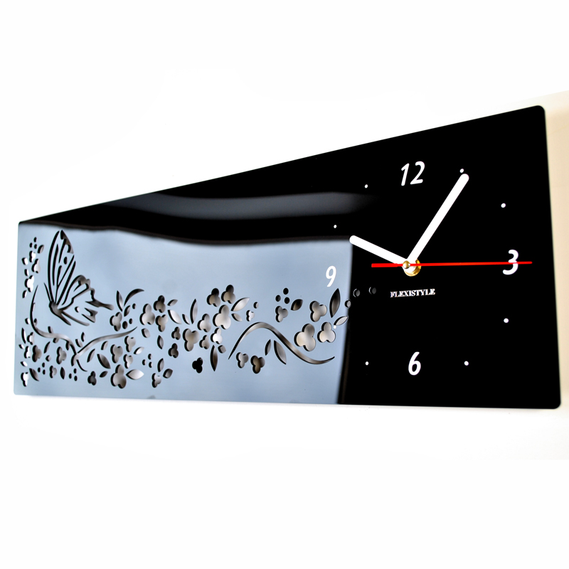 Obdélníkové nástěnné hodiny v moderním designu - Barva produktu: Černá