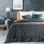 Kvalitní přehoz na manželskou postel tmavě šedé barvy