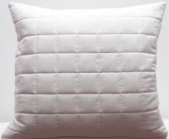 Bijela prošivena jastučnica