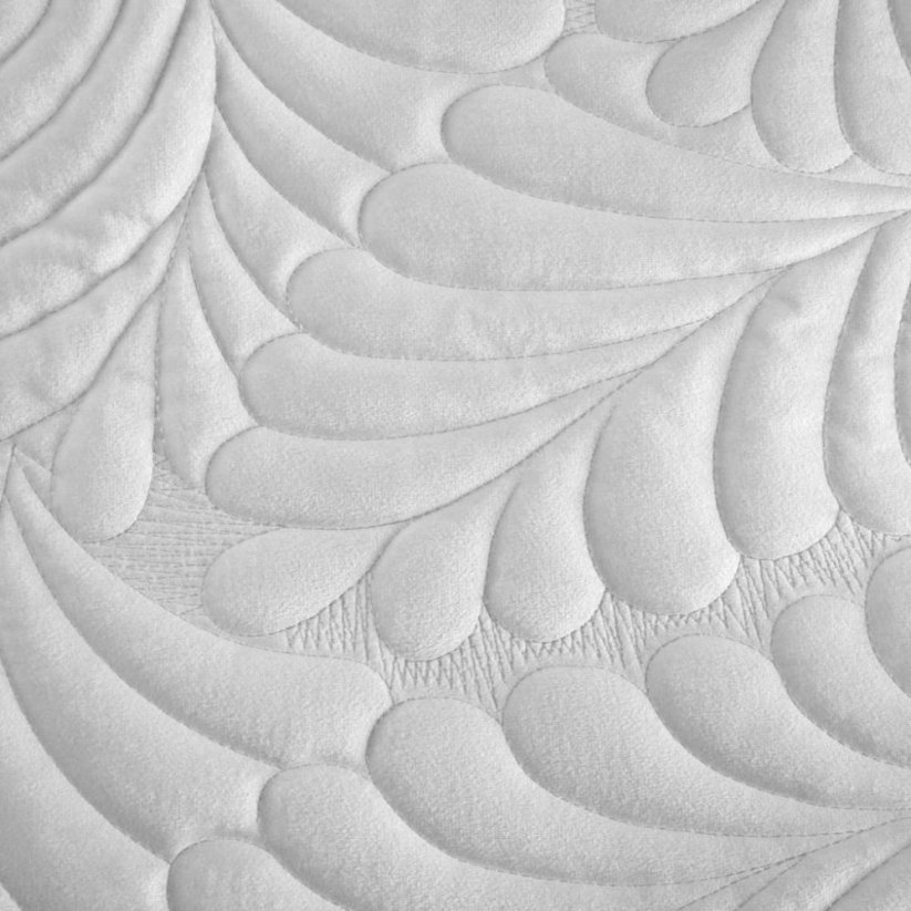 Cuvertură de pat fenomenală din catifea albă, cu un motiv de frunze