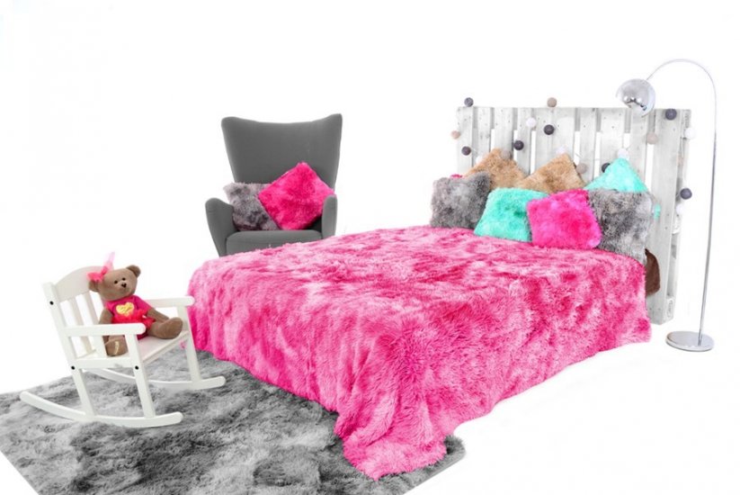 OMBRE ružová chlpatá deka na posteľ 