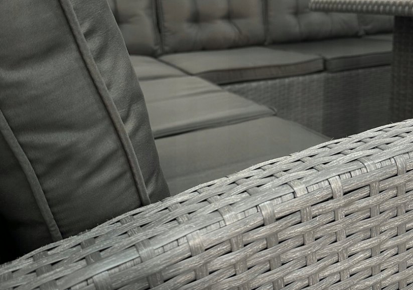 Комплект от сив ратан - диван, фотьойли и табуретки