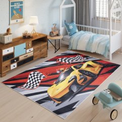 Kinderteppich mit Rennwagenmotiv