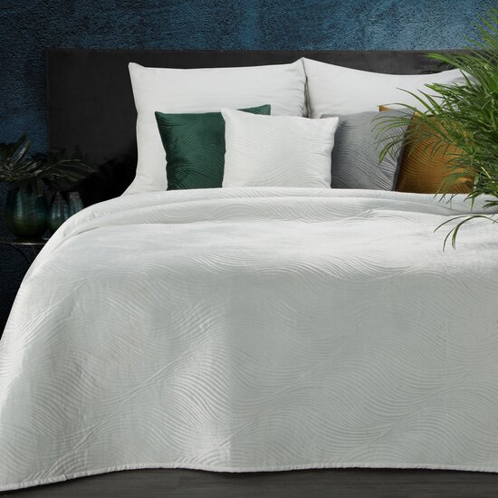 Elegáns ágytakaró finom bársonyból készült - Méret: Szélesség: 170 cm | Hossz: 210 cm