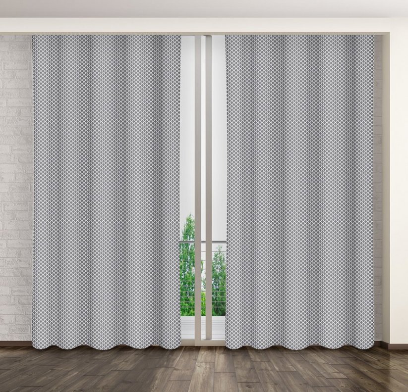 Štýlové vzorované závesy do obývačky sivej farby