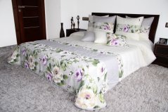 Luxusní přehoz na postel šedo krémové barvy s růžemi