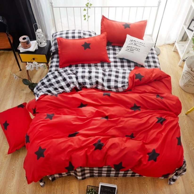 Červené posteľné obliečky s hviezdičkami