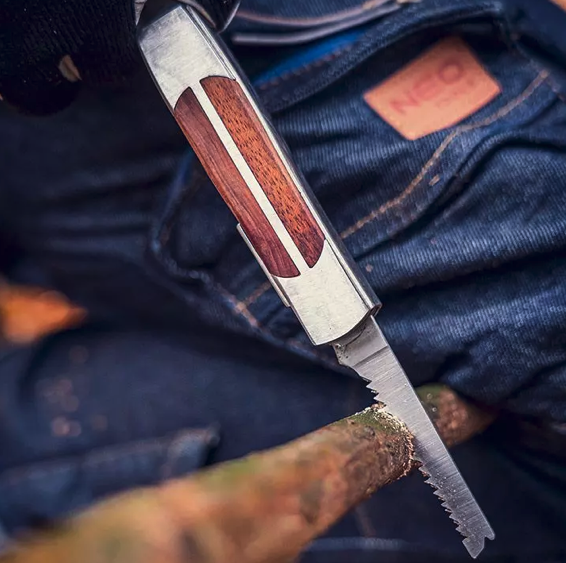 Unelte multifuncționale în aer liber 11in1