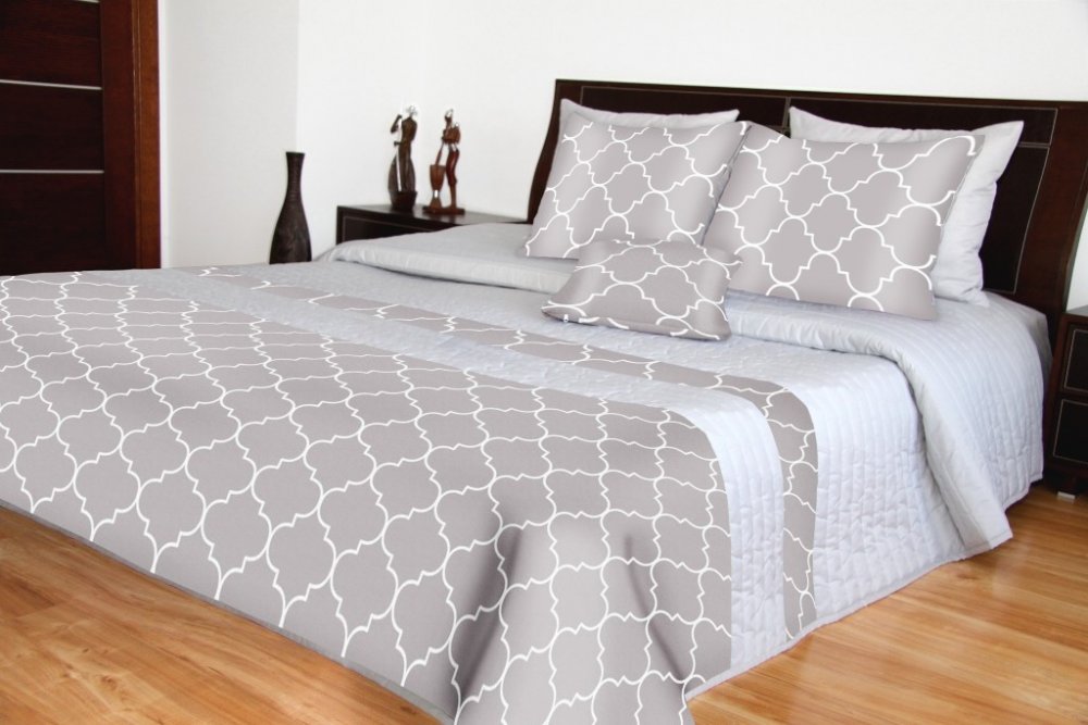 Přehozy na postel šedé barvy Šířka: 220 cm | Délka: 200 cm