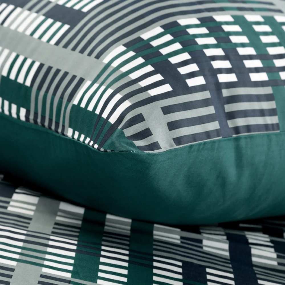 Cearșafuri de pat din bumbac sateen - turcoaz închis cu model geometric 2 părți: 1 buc 140x200 + 1 buc 70x80
