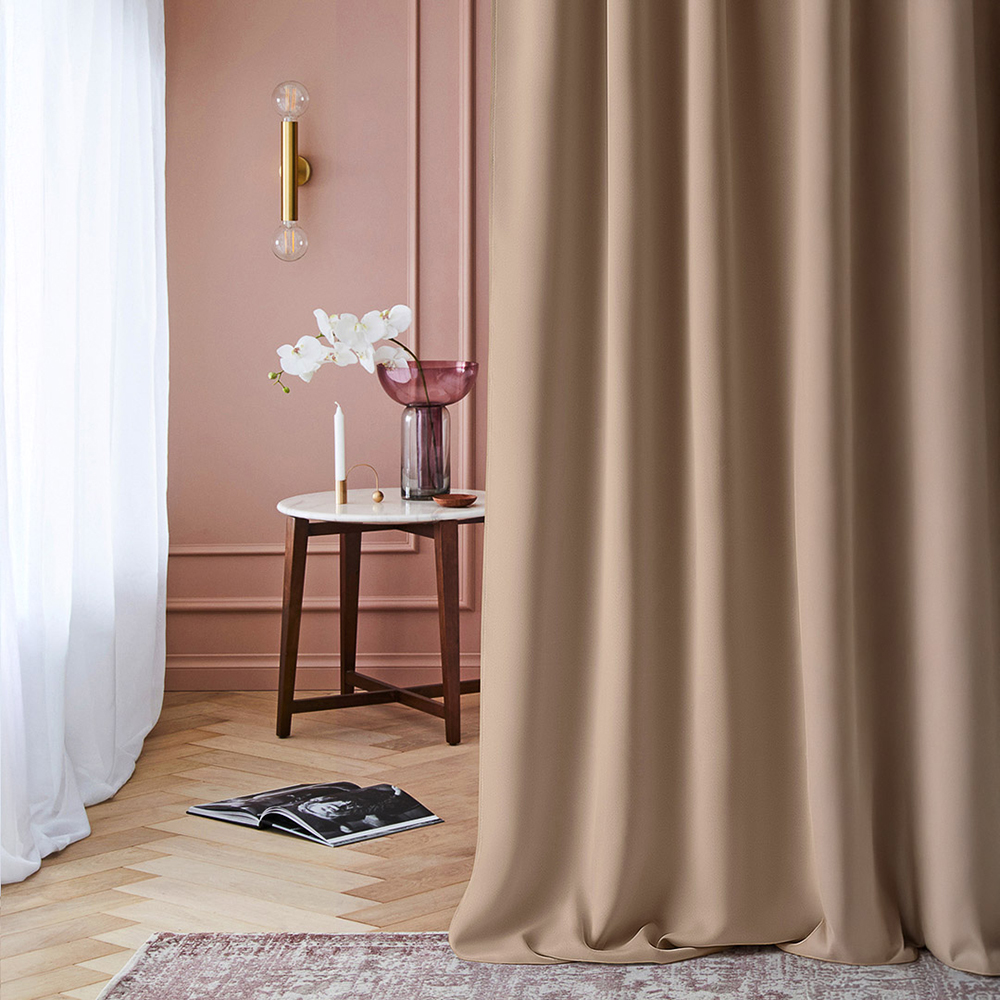 Kvalitnýbéžovýjednofarebnýzávesnariasiacupásku140x280cm