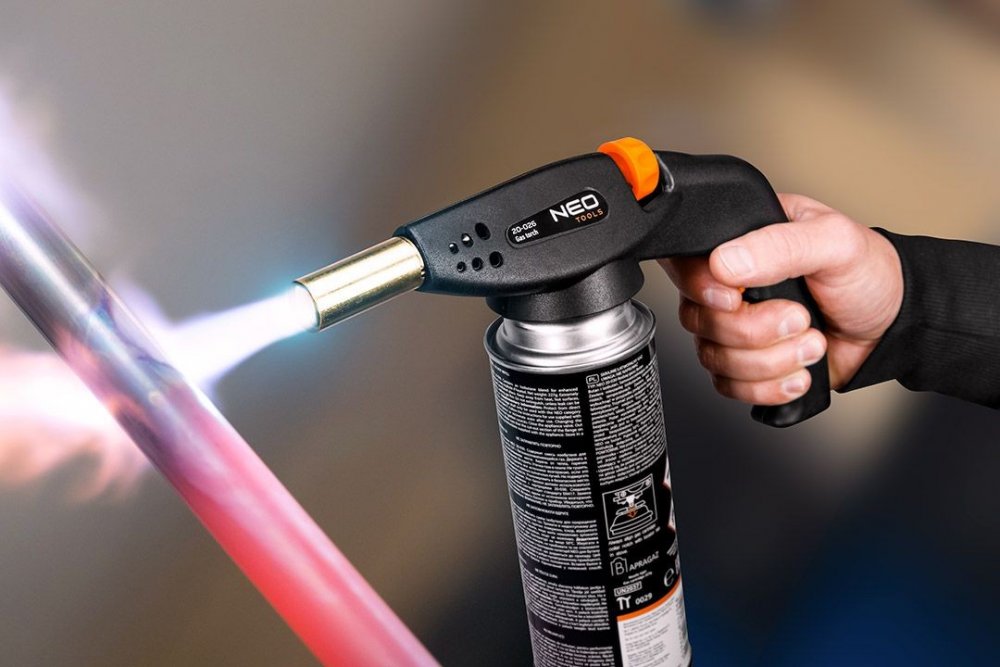 Skrutkovacíplynovýhorák20-026NEO