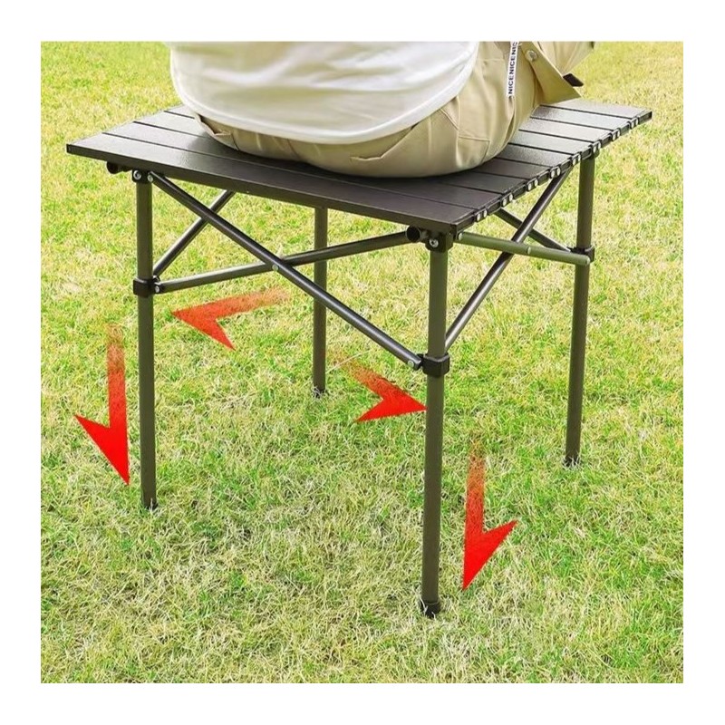Masă pliabilă de camping cu husă textilă – 53 x 51 x 50 cm Maro
