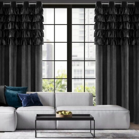 Perdea elegantă din catifea decorată cu volane - negru Lățime: 140 cm | Lungime: 270 cm