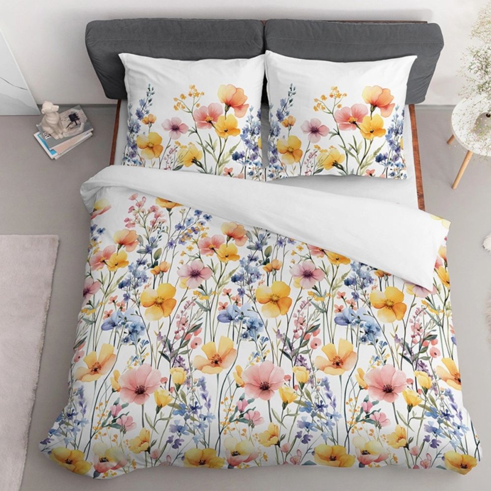 Lenjerie de pat din bumbac satinat cu flori colorate Latime: 180 cm | Lungime: 200 cm